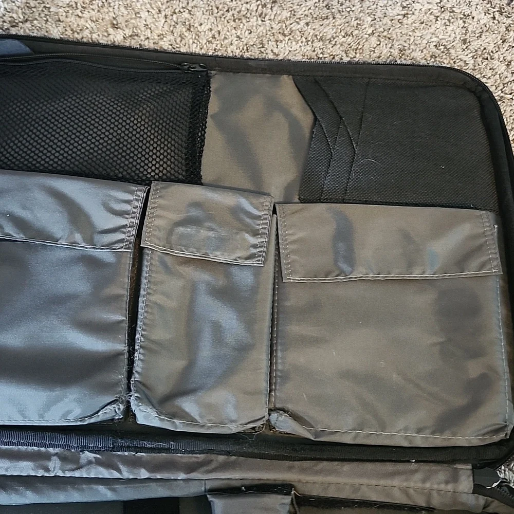 Targus Black and Gray Laptop Bag with Modern Design